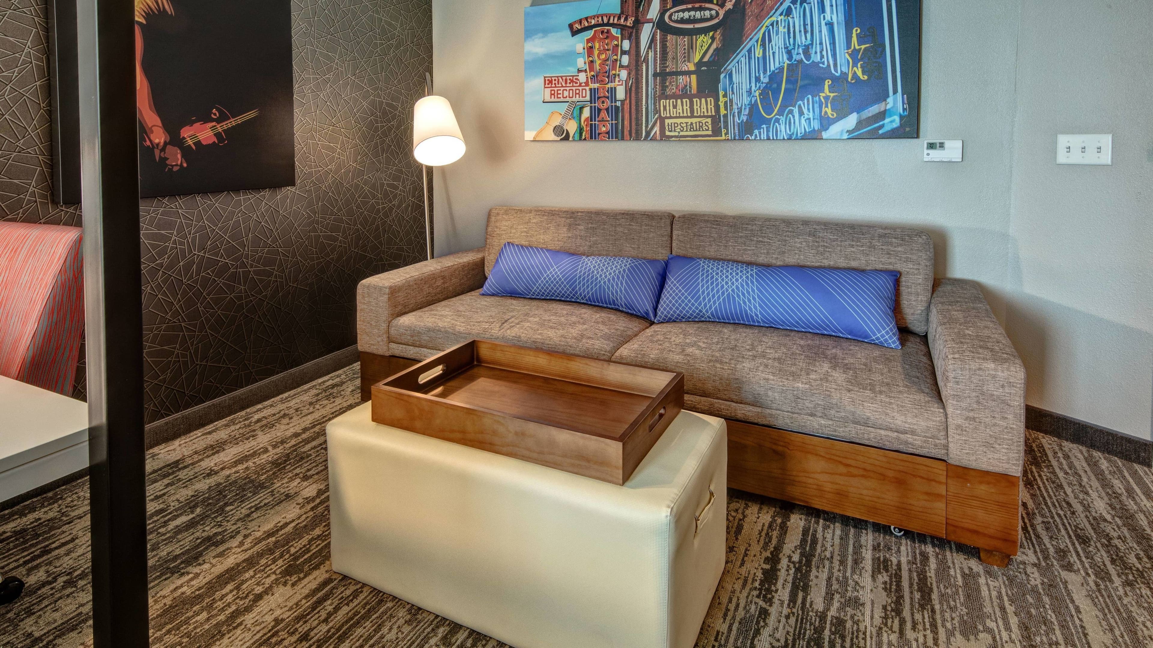 Suite - Image 2