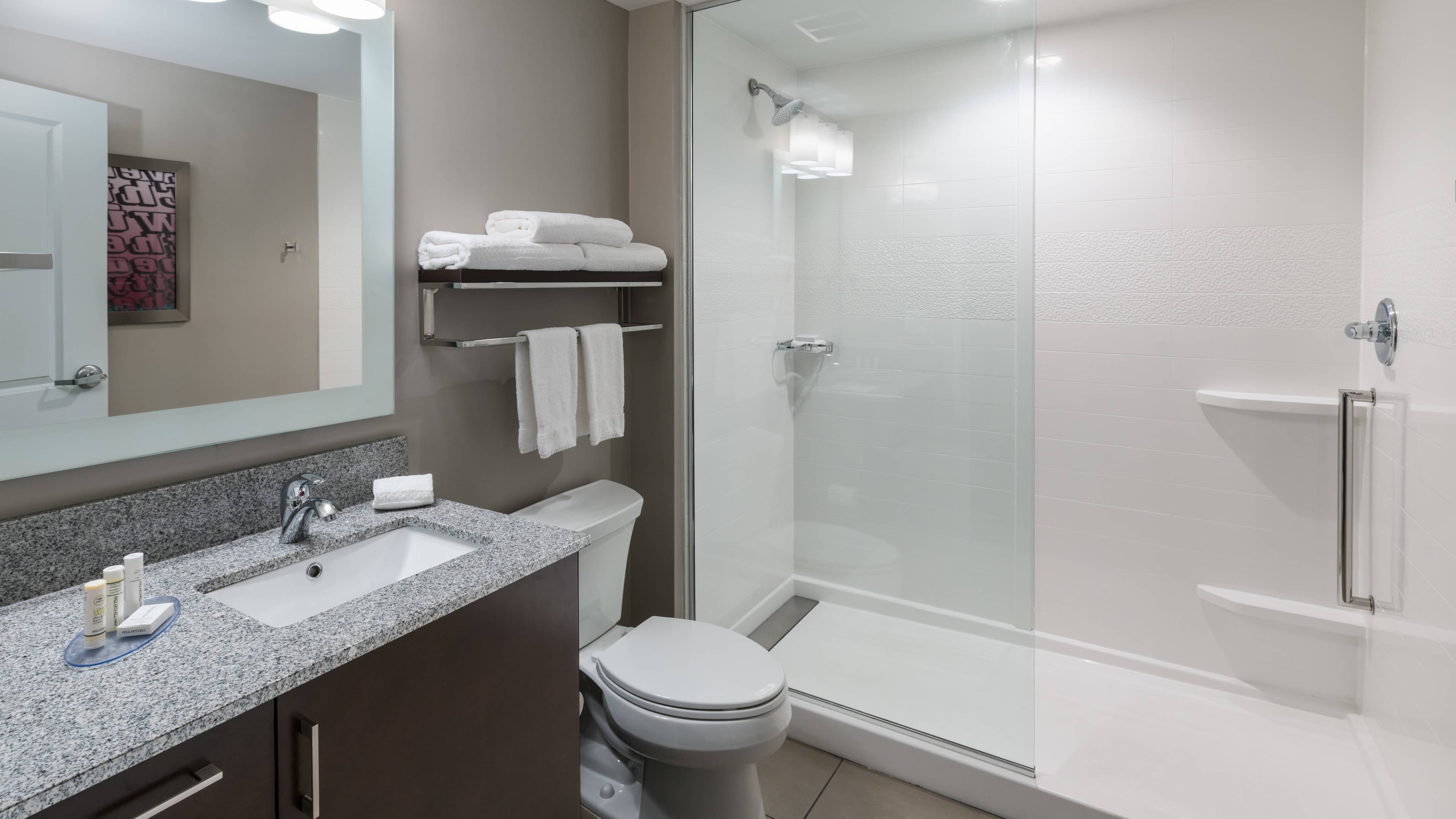 Executive Studio - Image 4