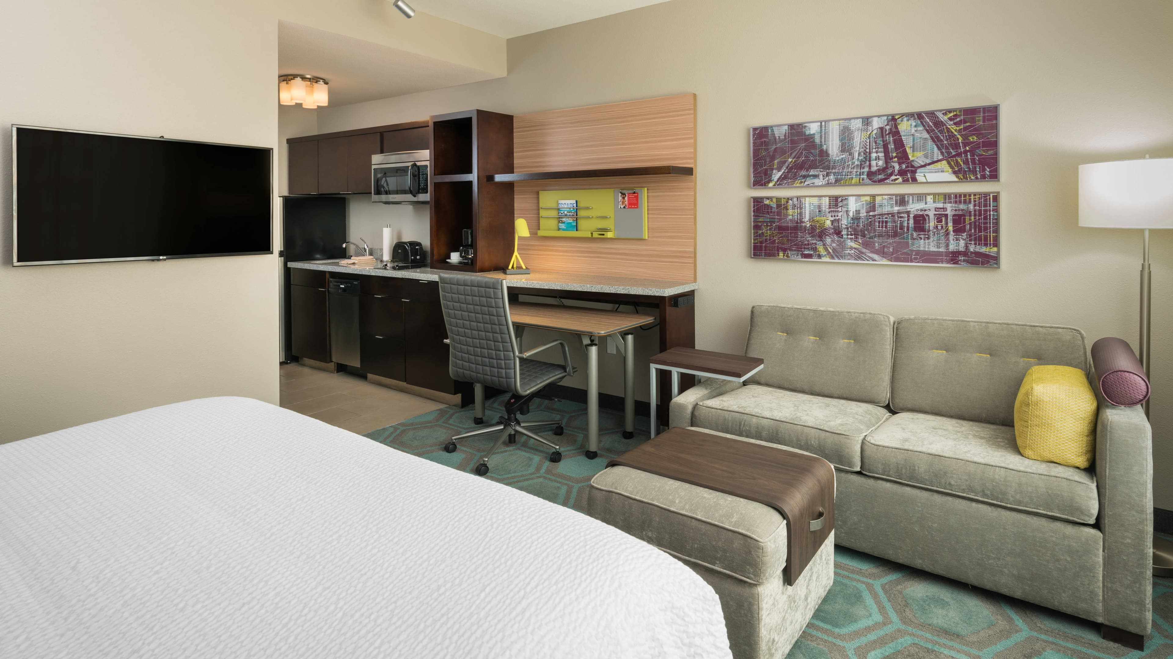 Executive Studio - Image 2