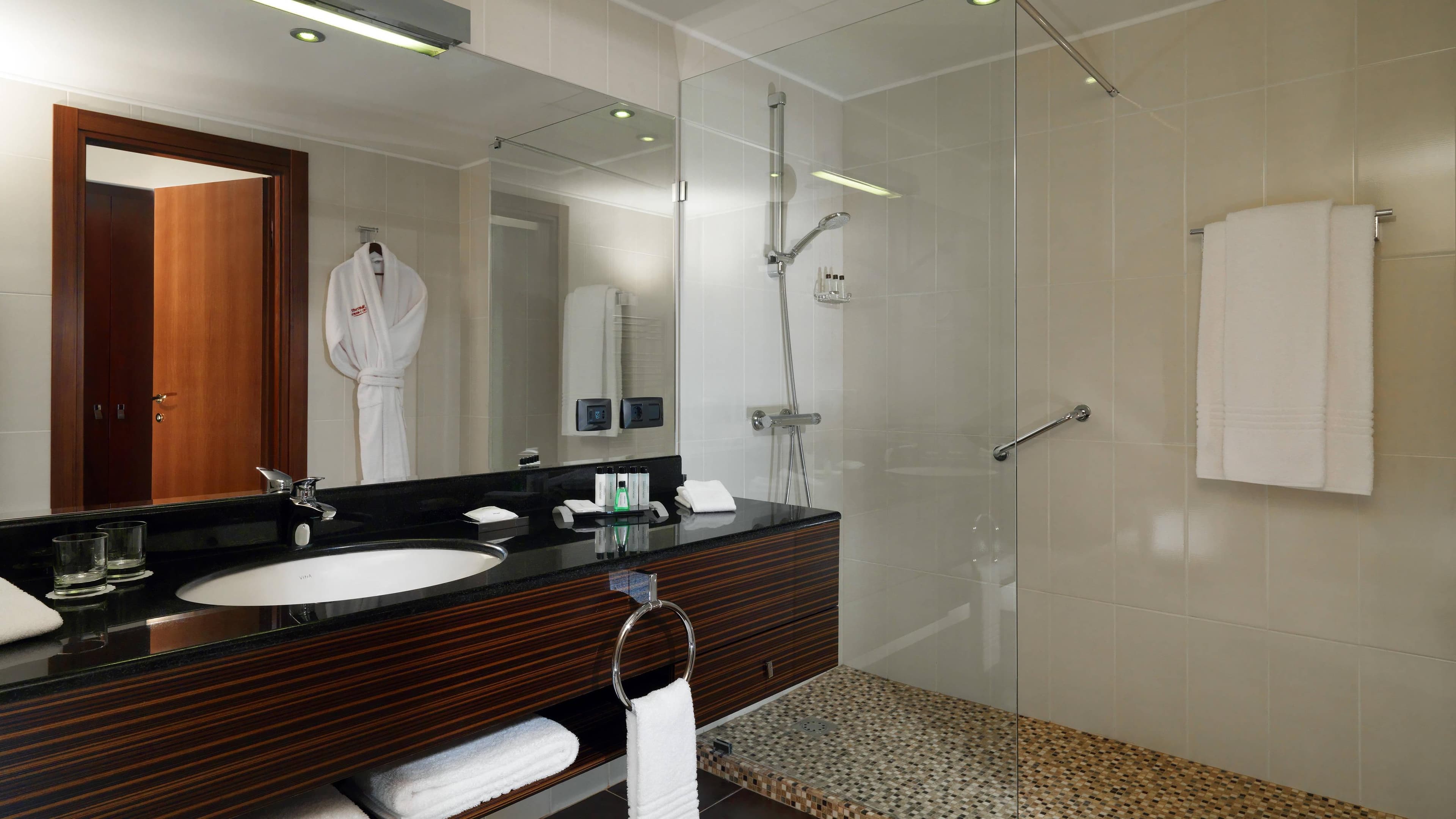 Standard - Image 3