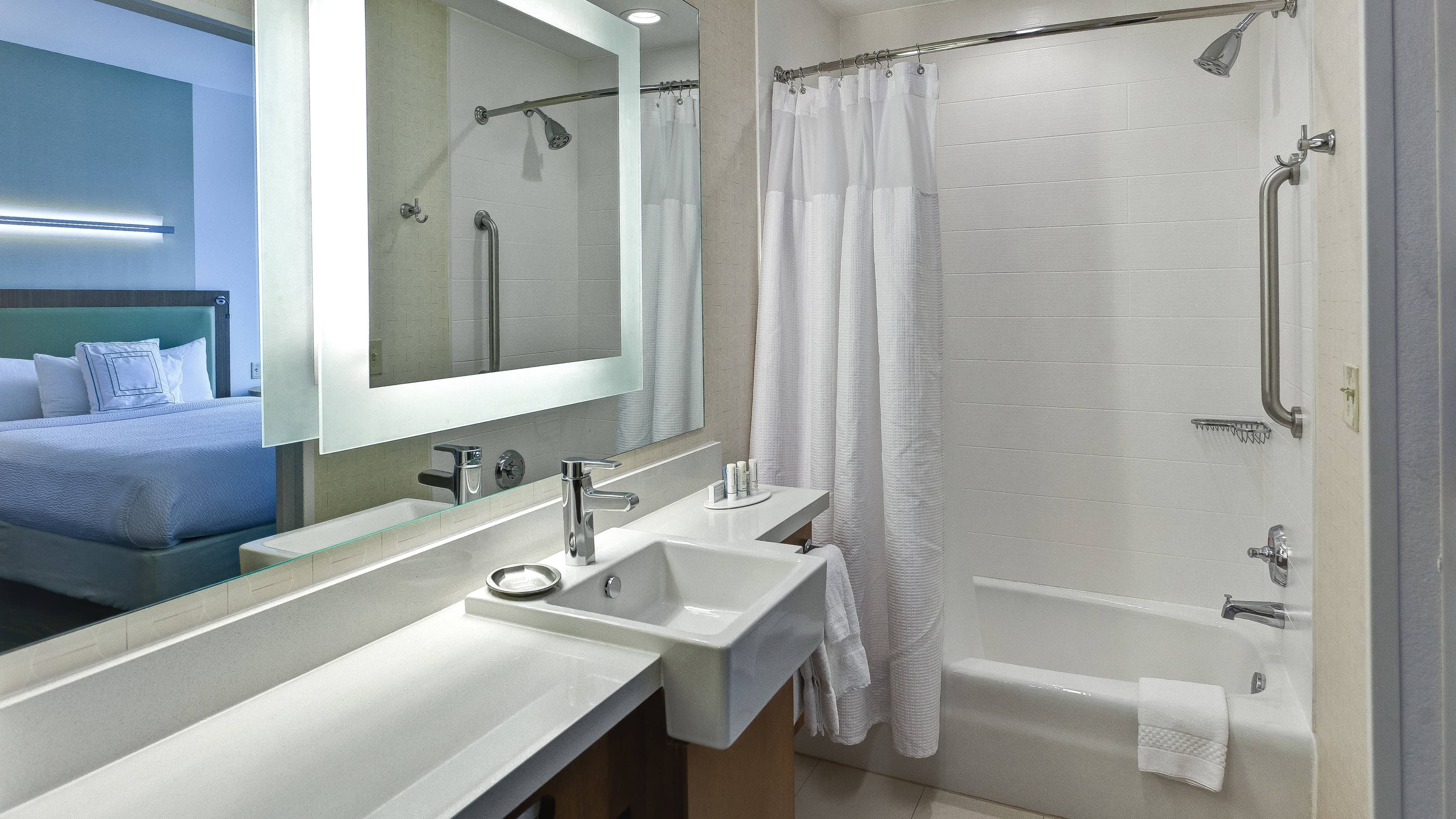 Suite - Image 4