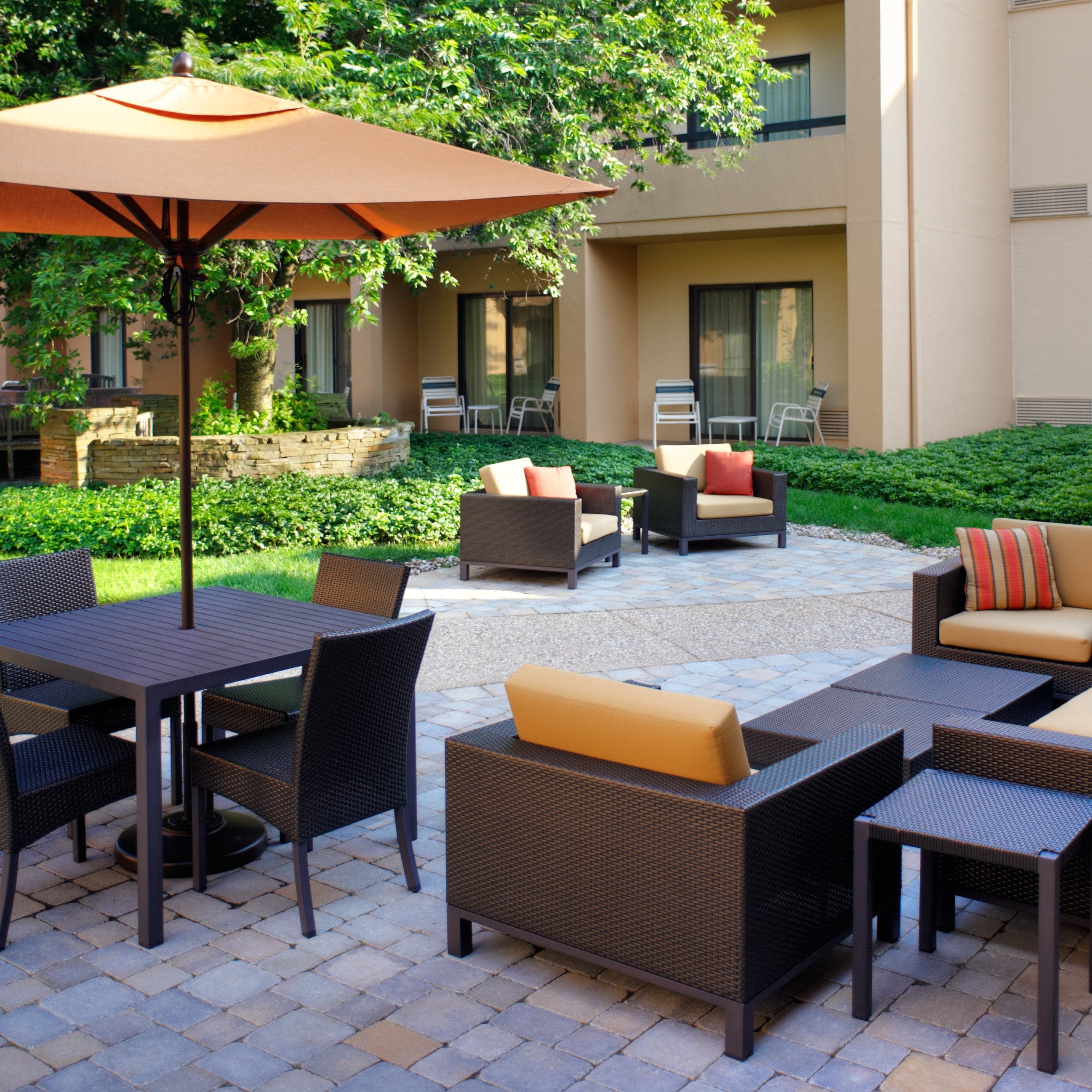 Courtyard Lexington North
