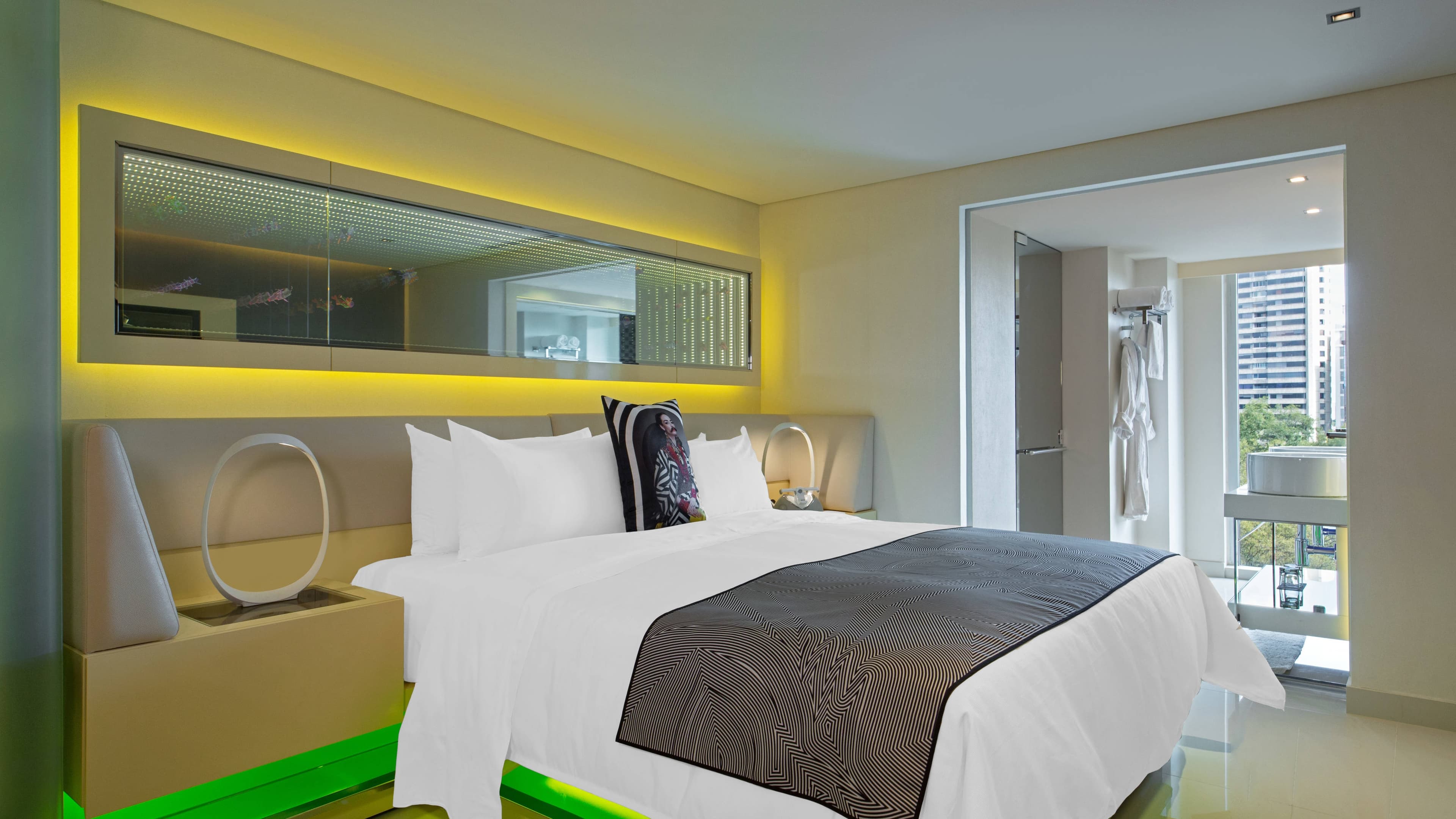 Deluxe Guest room - Image 2