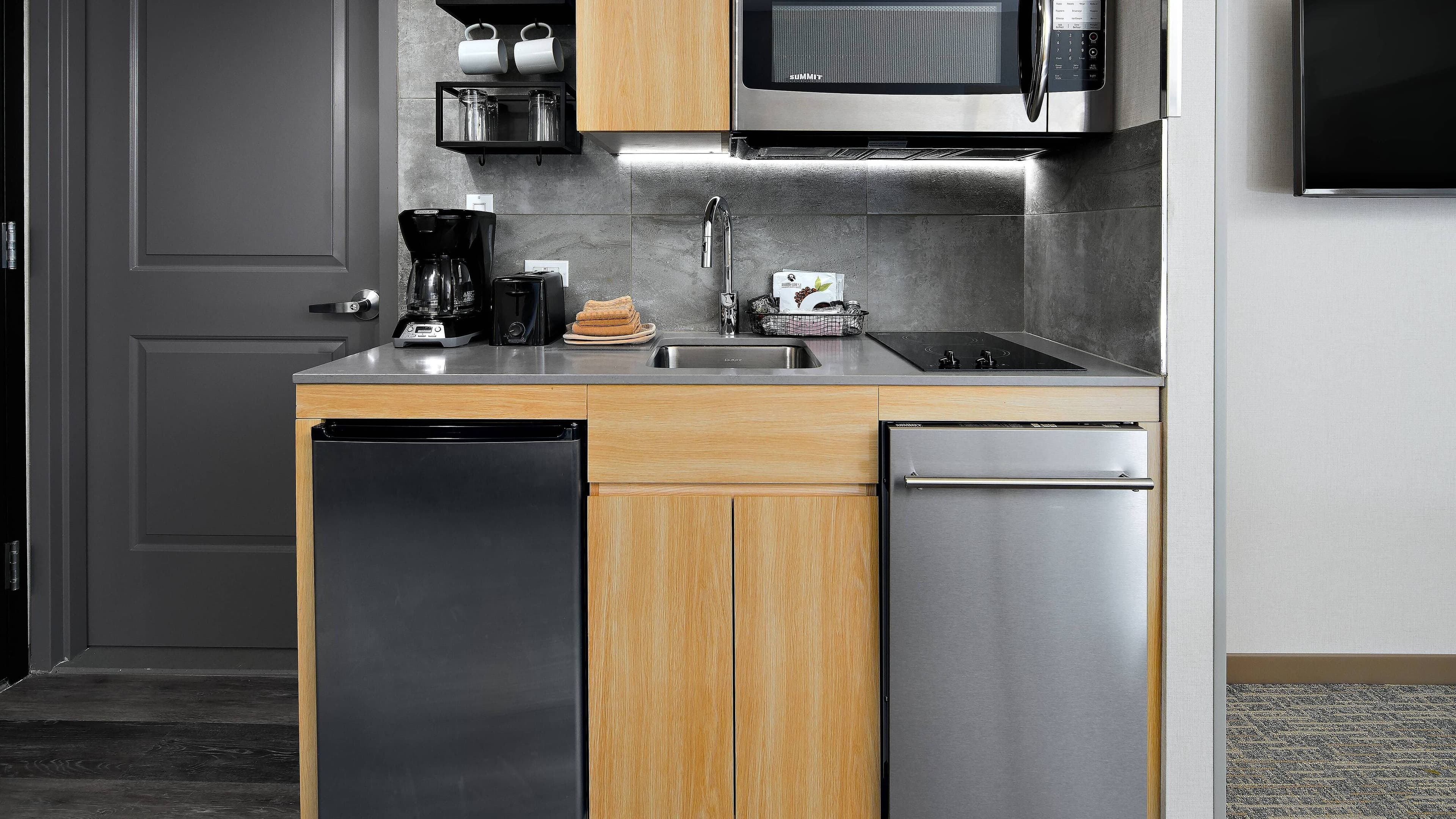 Studio - Image 2