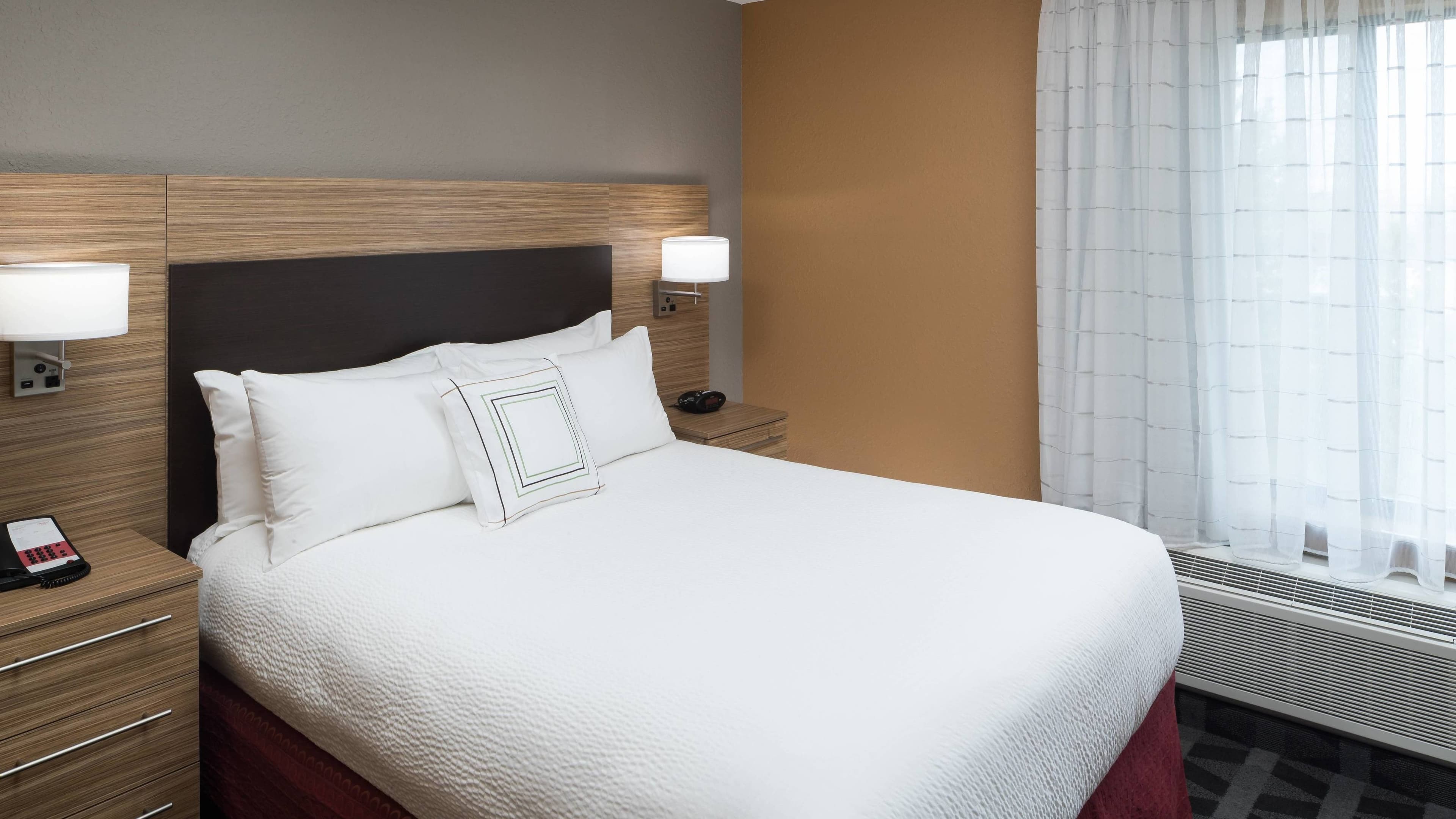 1 Bedroom Suite - Image 3