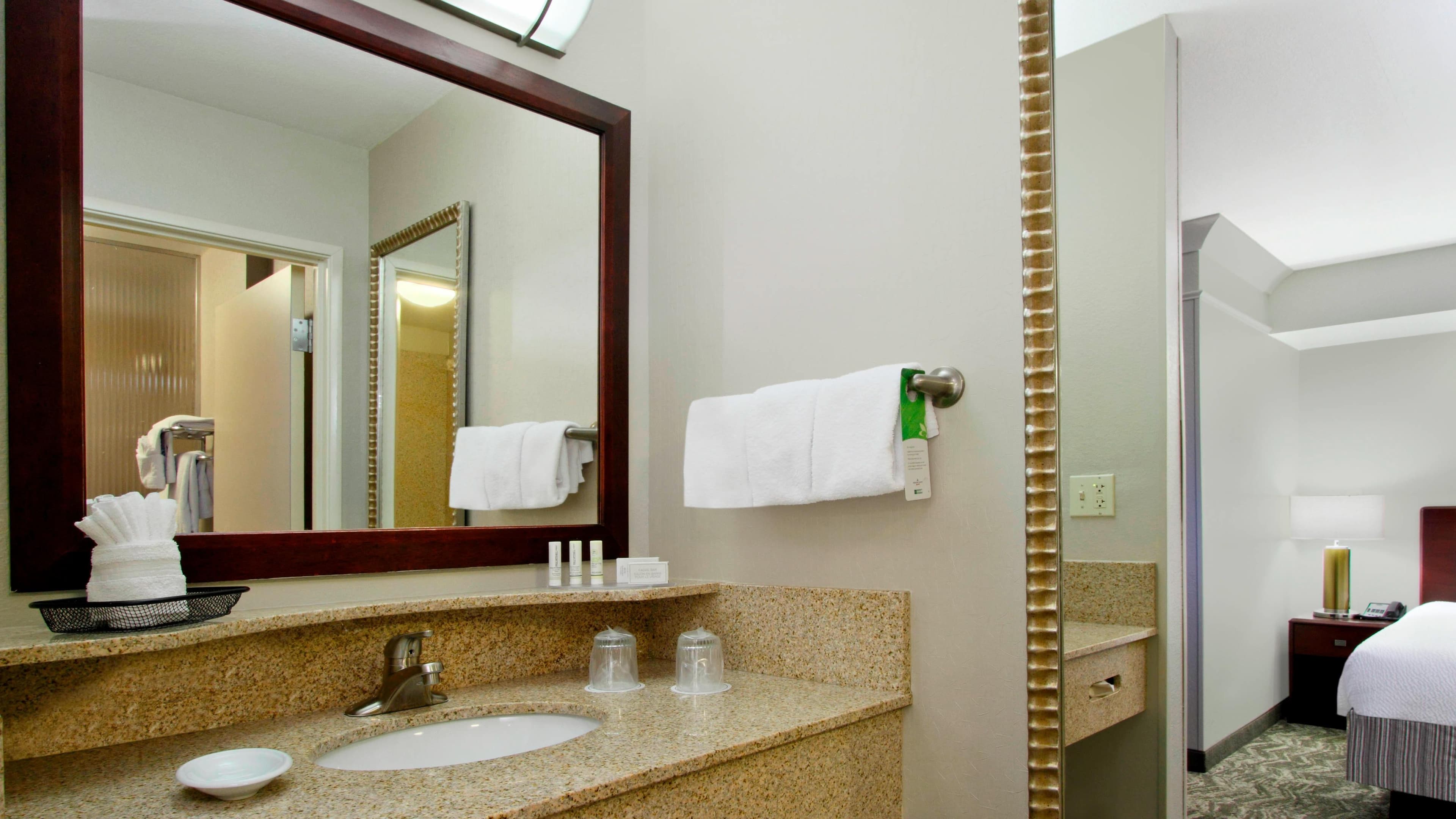 Suite - Image 9