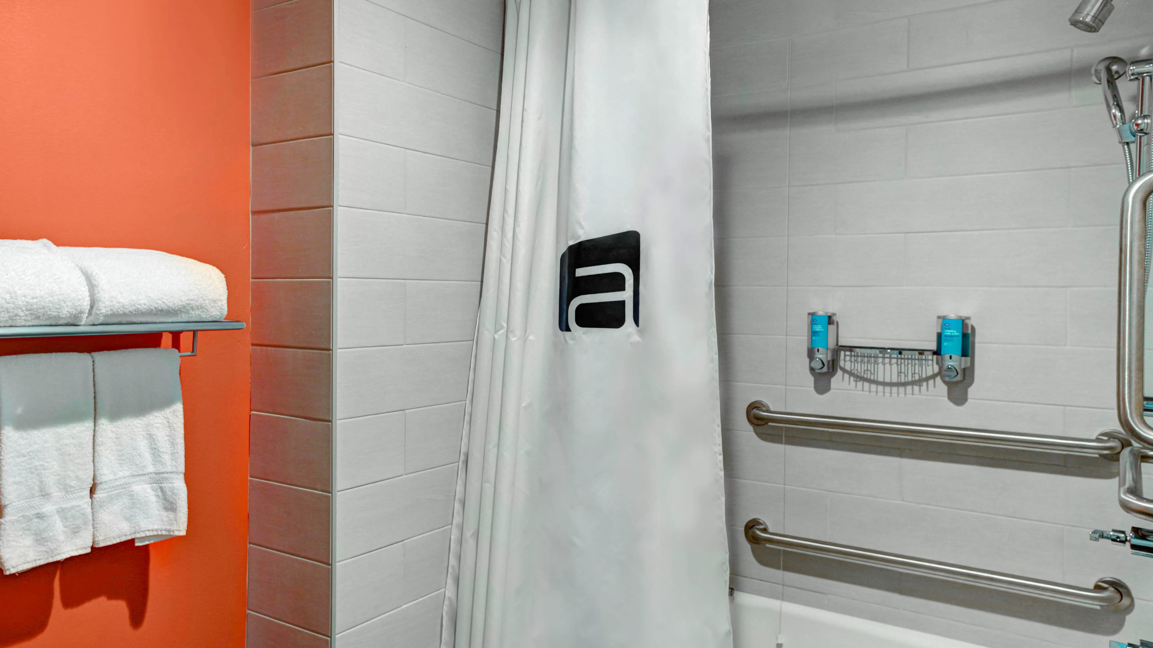 Aloft - Image 2
