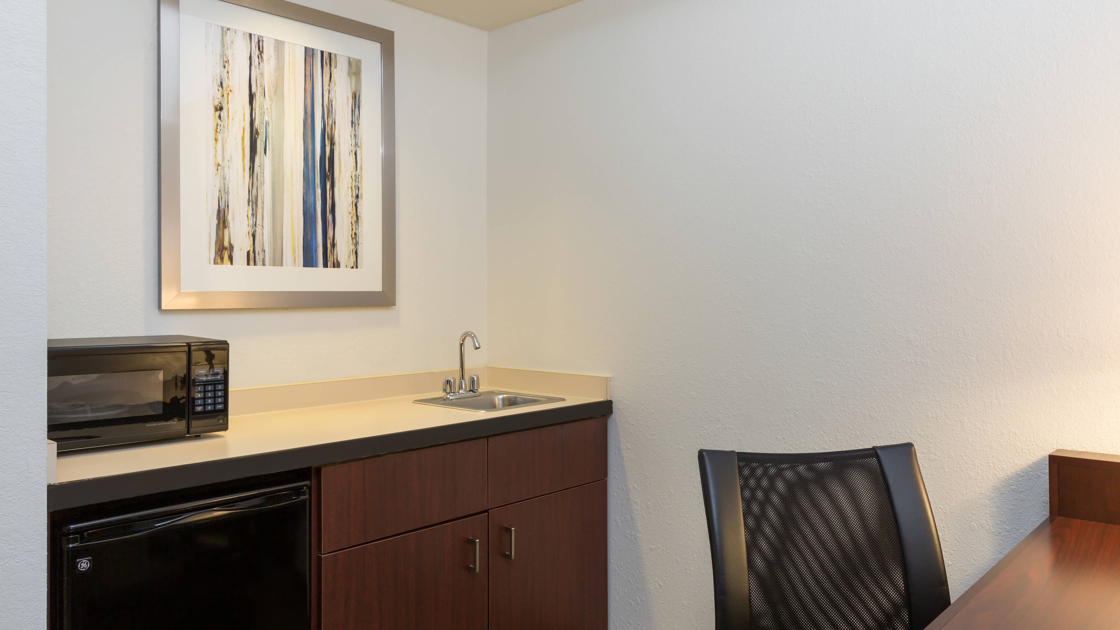 Suite - Image 3