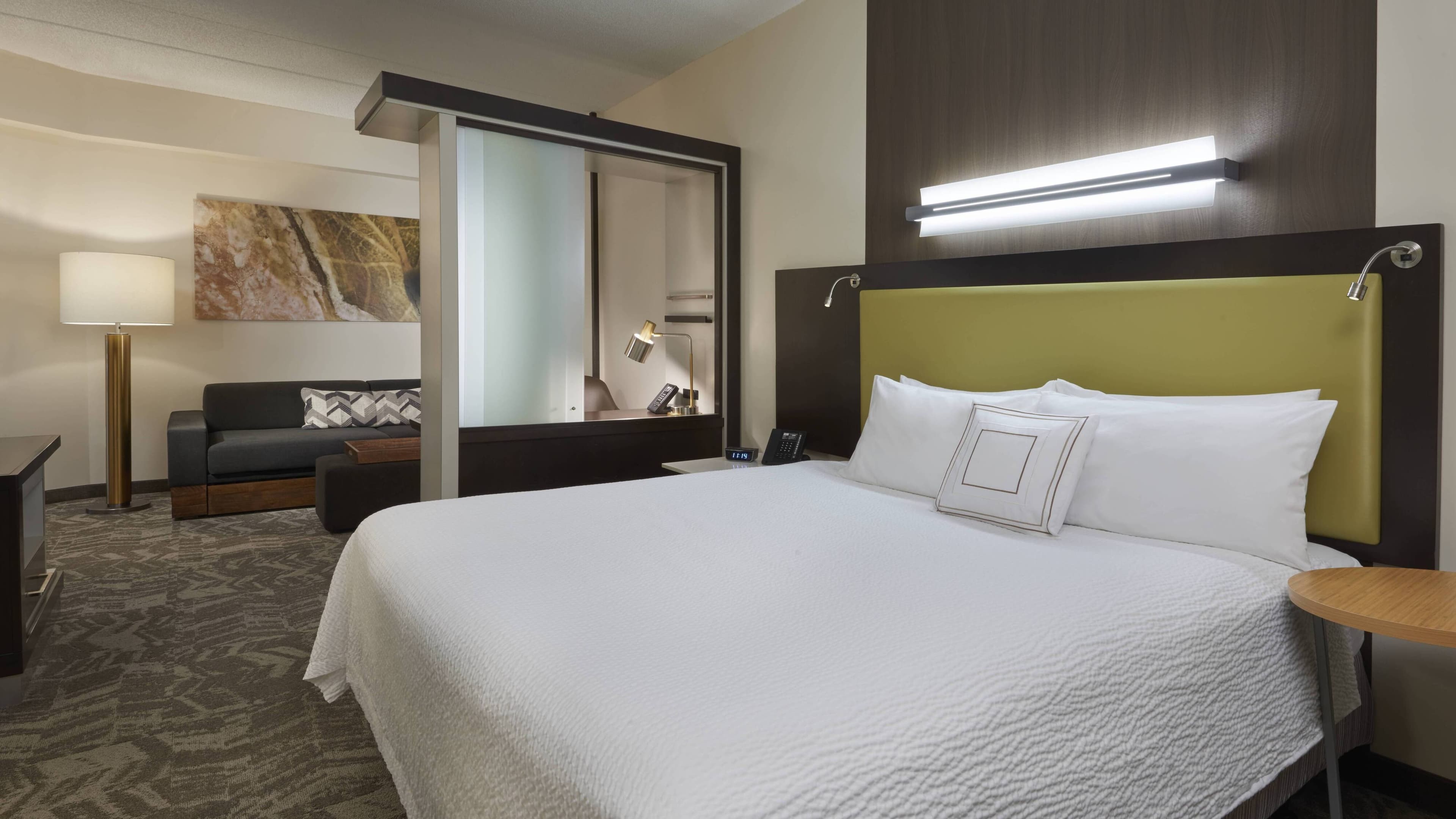 Suite - Image 2