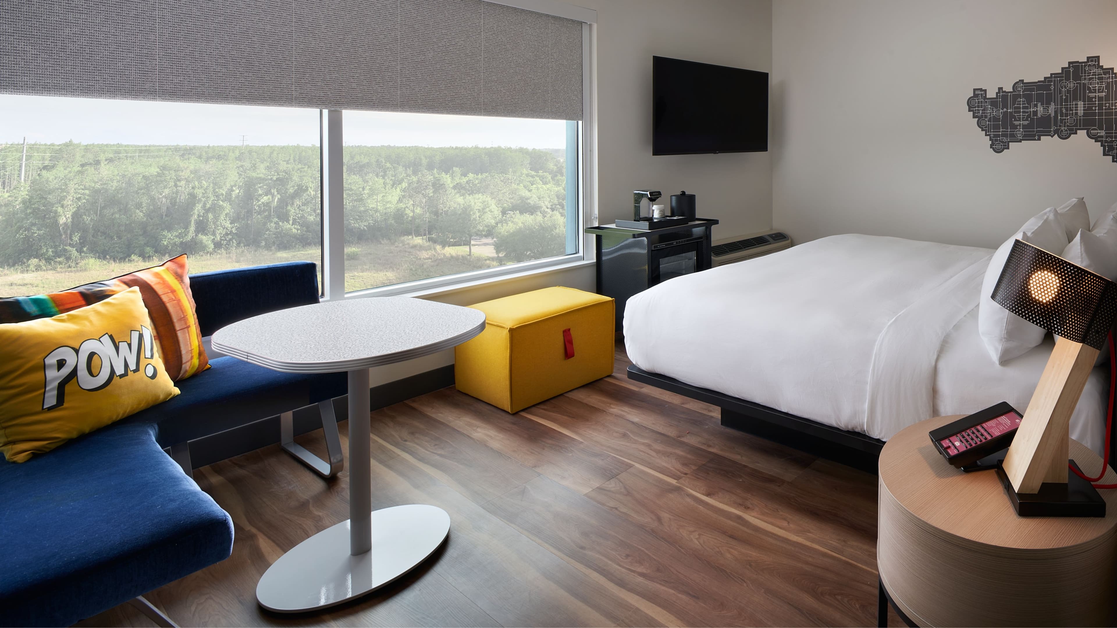 Aloft - Image 5