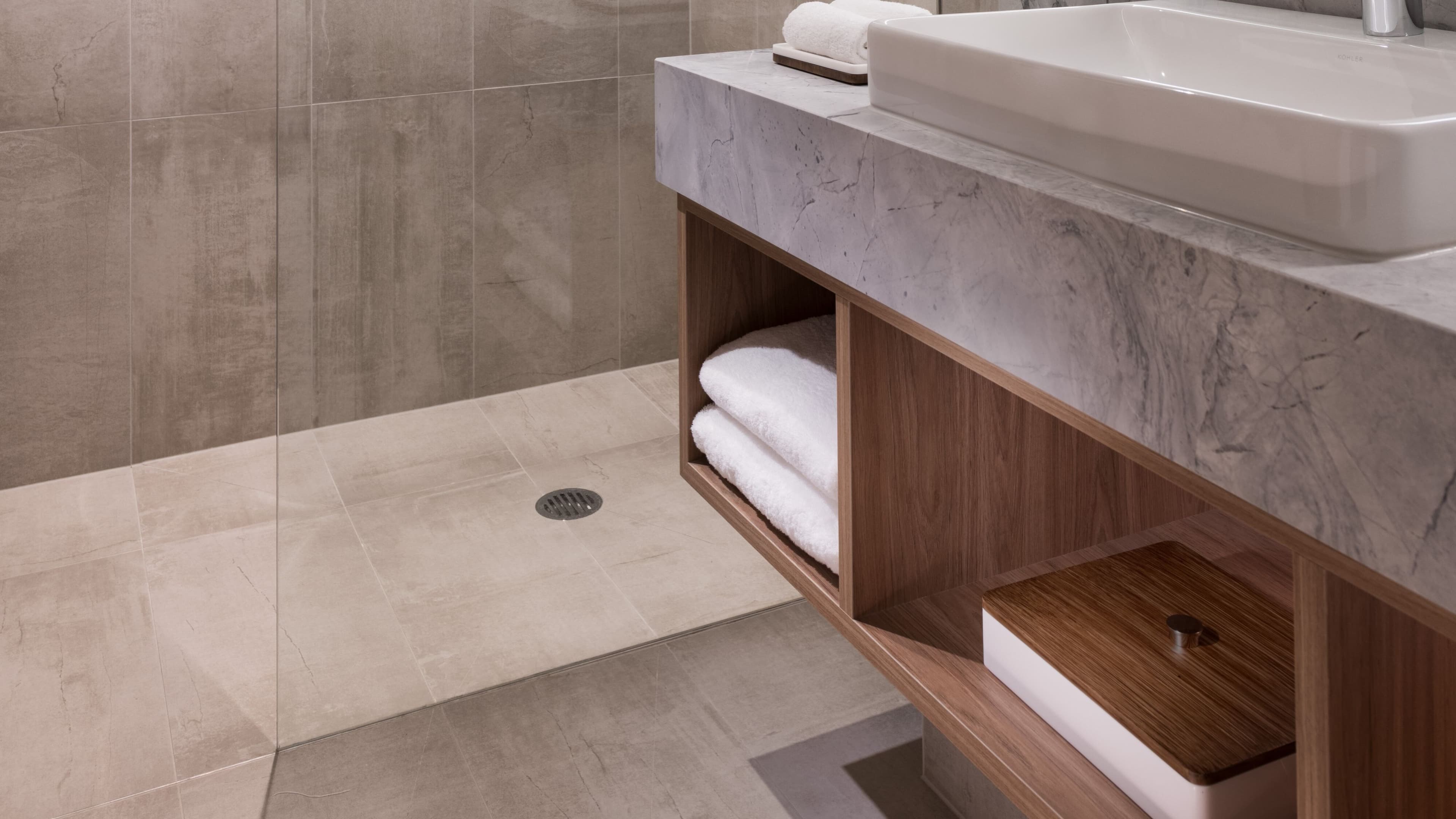 Westin King Room - Image 5