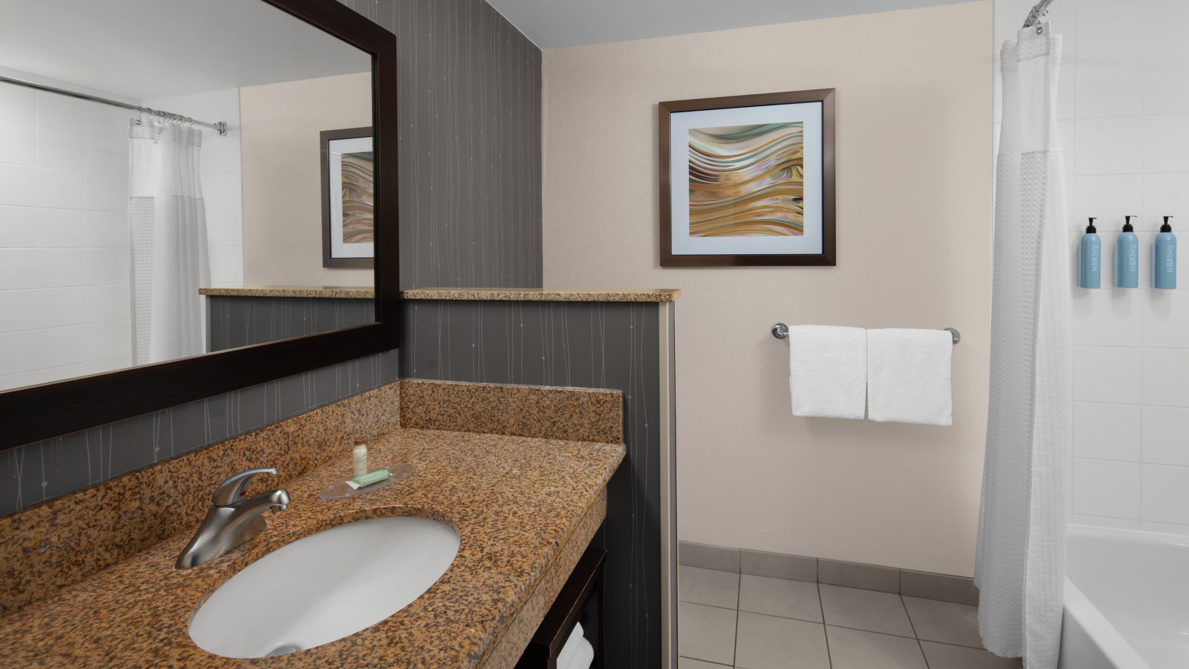 King Room with Sofa Bed - Image 7