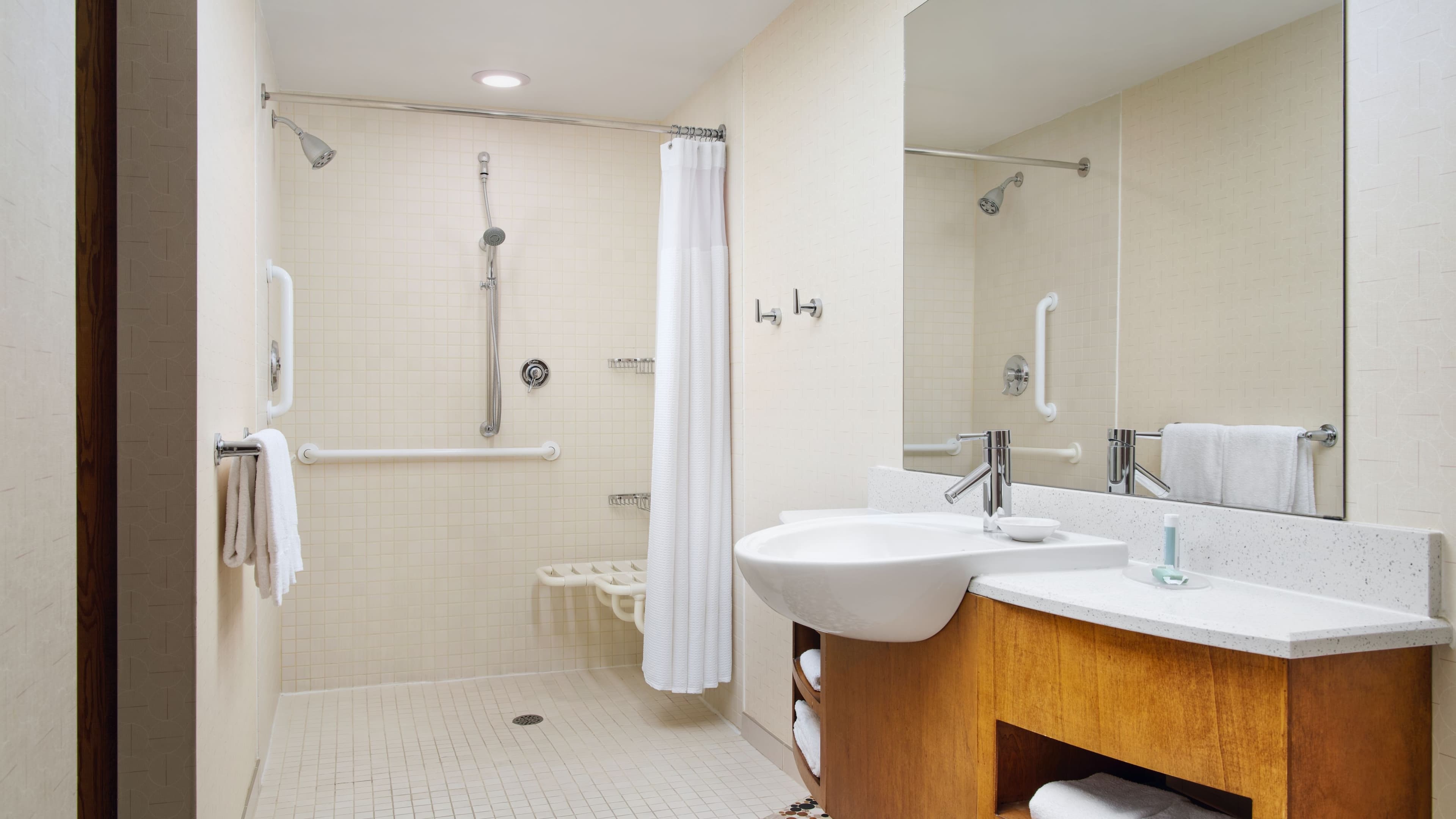 Suite - Image 8