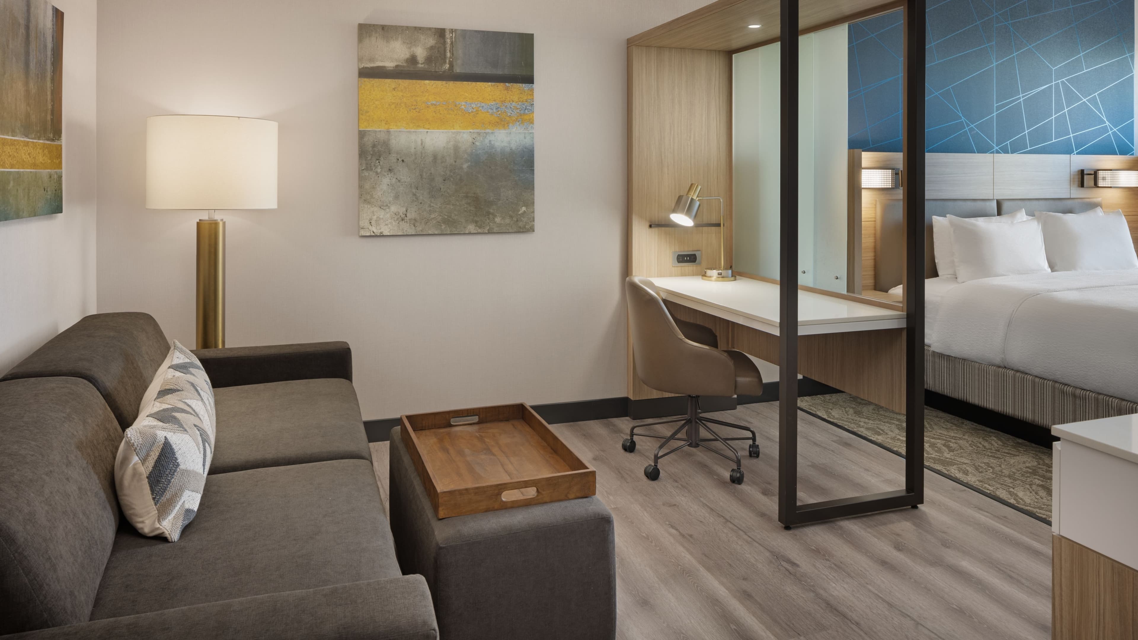 Suite - Image 2