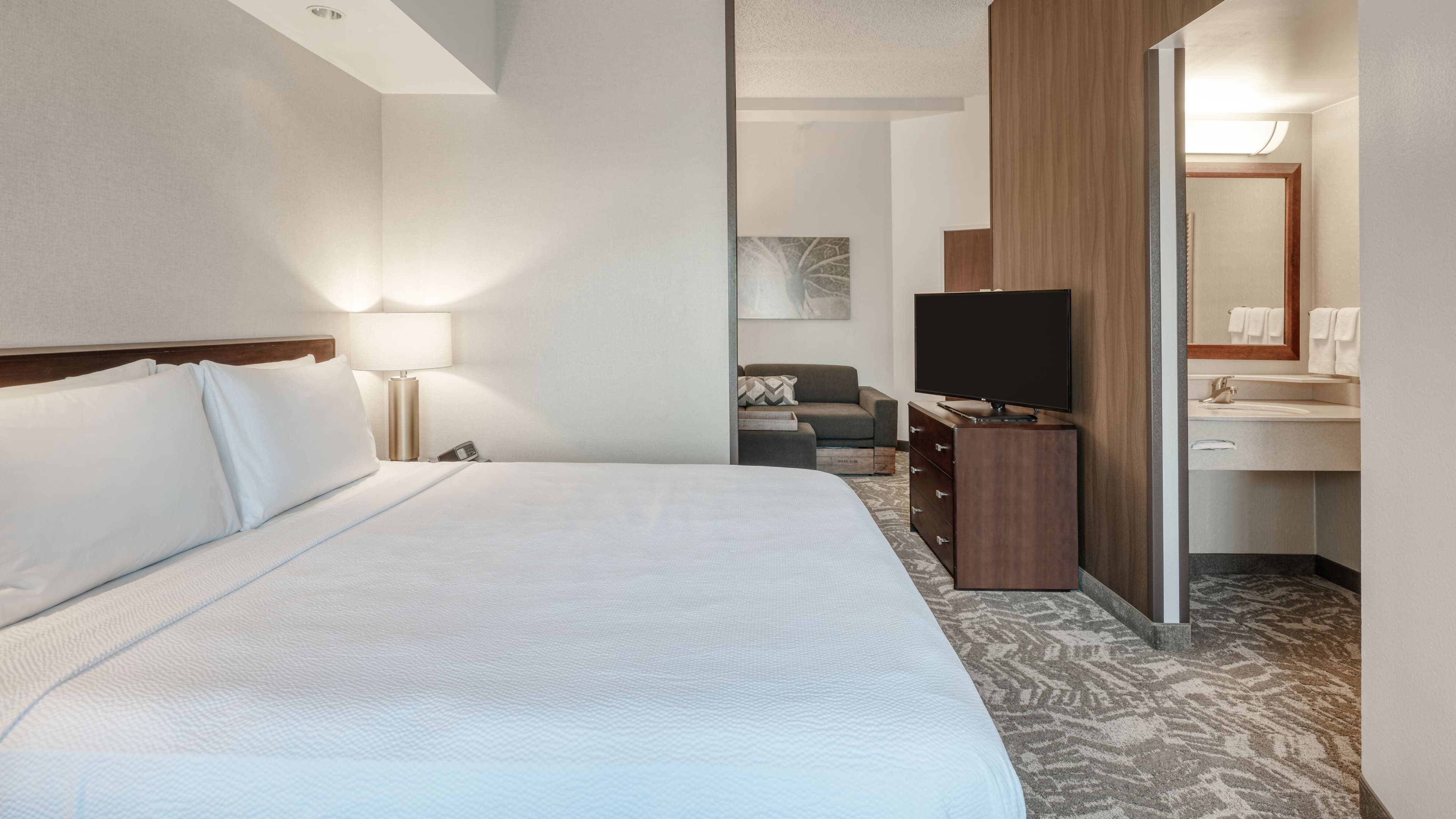 Suite - Image 3