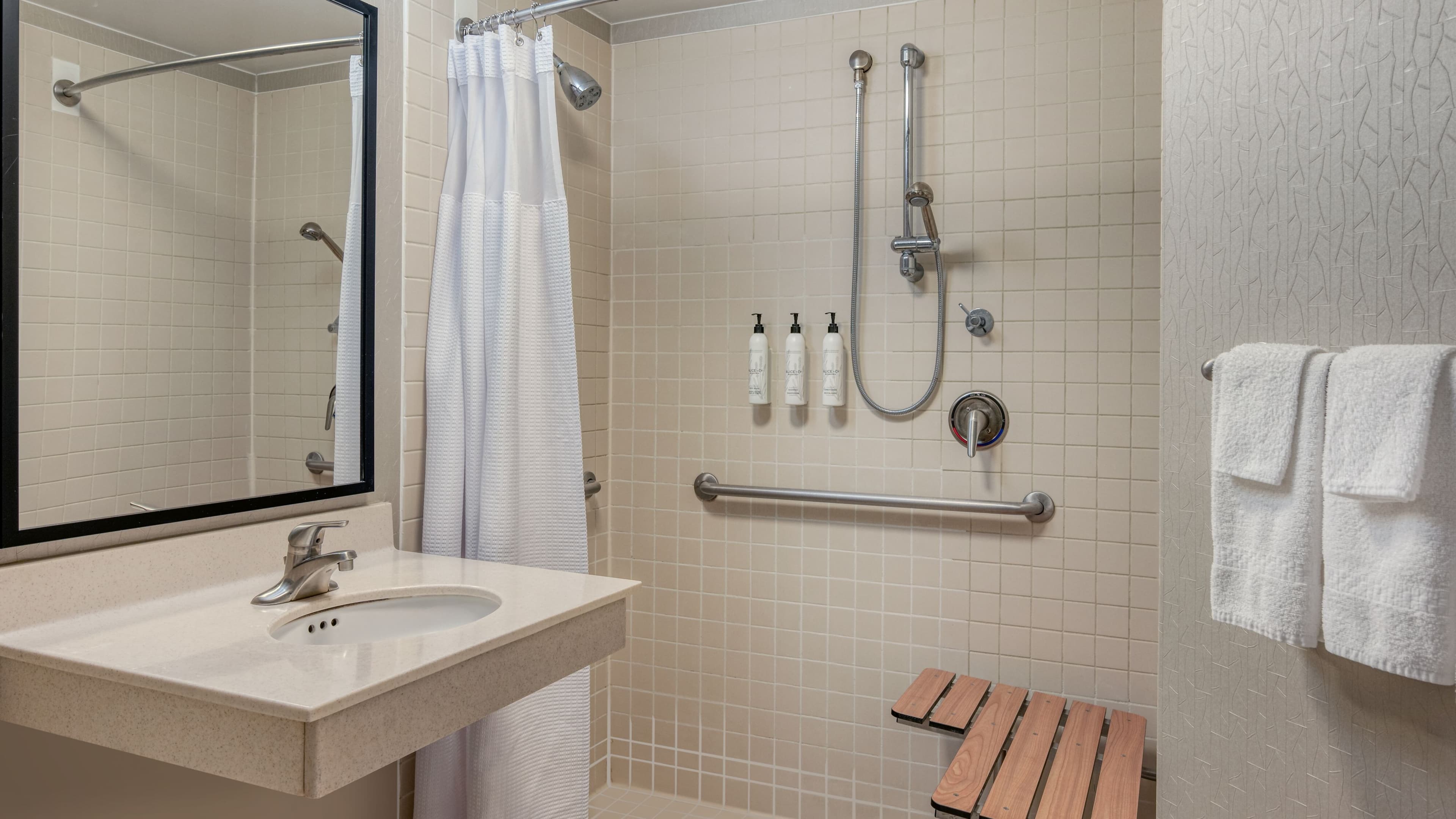 Suite - Image 8
